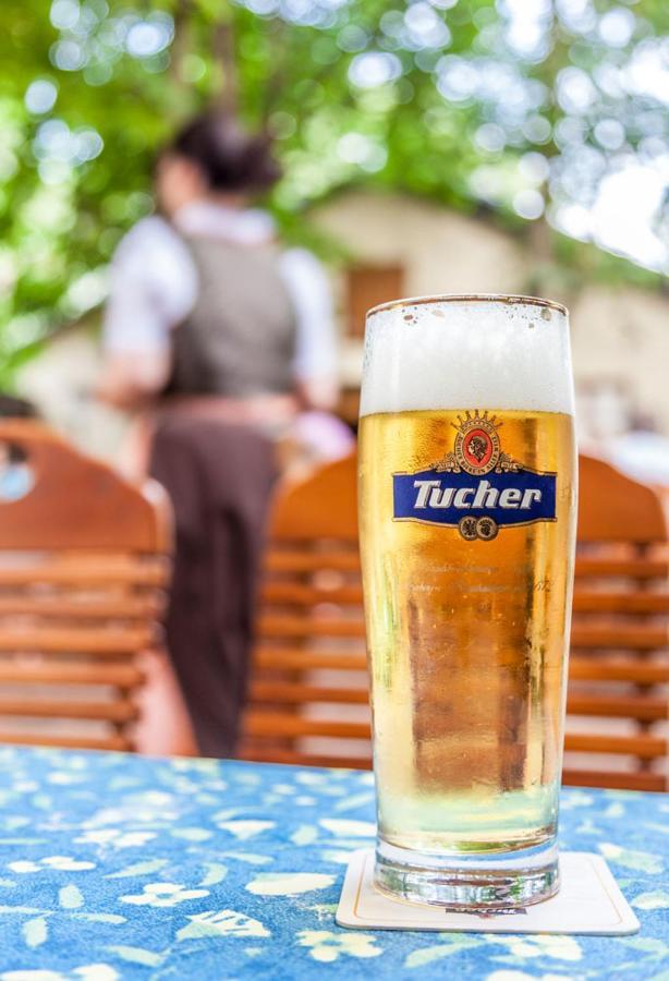 Bloedel Gasthof Gruener Baum ニュルンベルク エクステリア 写真